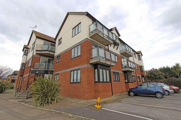 Beach Court, Rampart Terrace, Shoeburyness, SS3 - Photo 1