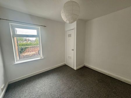 Two Bedroom Terrace - Photo 4