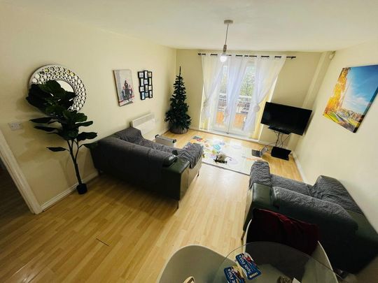 2 bedroom apartment to rent - Photo 1