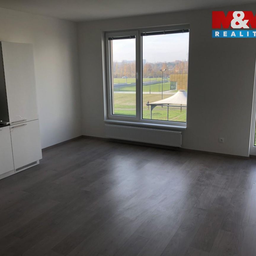 Pronájem bytu 2+kk 58 m², náměstí Biskupa Bruna 3387, Ostrava - Photo 1
