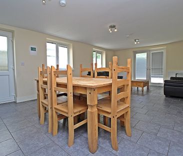 Colum Road, Cathays, Cardiff - Photo 2