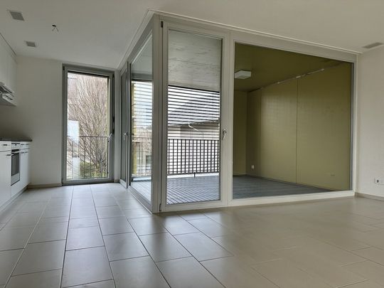 Moderne 3.5-Zimmerwohnung an zentraler Lage - Photo 1