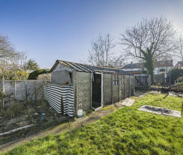 3 bedroom semi-detached house to rent - Photo 5