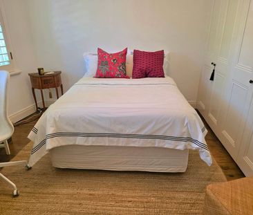 Charming Fully Furnished home in Prime Edgecliff/Paddington Locatio... - Photo 4