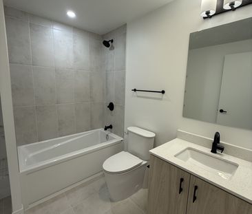 For Lease - 4878 Powers Common Unit# 229, Burlington, Ontario - Photo 6