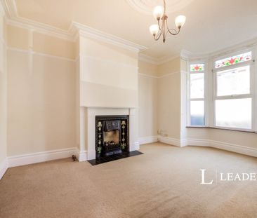 3 bedroom mid-terrace to rent Tredegar Road, Southsea - Photo 4