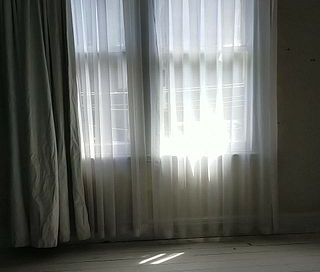 central character half house 2 bedroom plus study - Photo 5