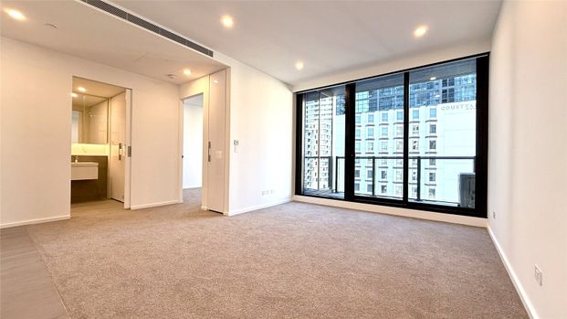 901/408 Spencer Street - Photo 1