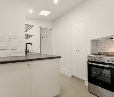 82 Munster Terrace, North Melbourne VIC 3051 - Photo 5