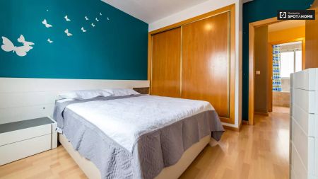 Stunning 2-bedroom apartment for rent in Benicalap - Foto 3