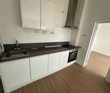 1 Bed Flat, Hawthorns Apartments, B66 - Photo 1