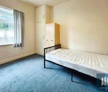 Orchard Terrace, Newsome, Huddersfield, HD4 - Photo 1