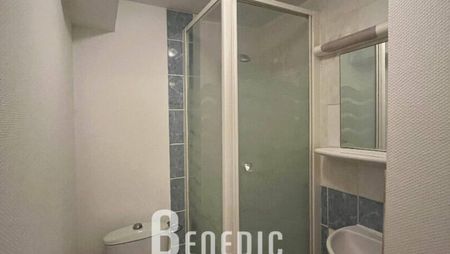 *METZ : studio meublé à louer au centre ville - Photo 5