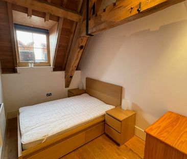 2 Bed Penthouse, Queen Charlotte Street, BS1 - Photo 5