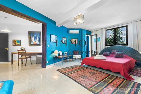 A LOUER - Bail meublé étudiant - VILLA T5 de 209 m2 avec piscine - CONDE CONCESSION - Photo 3