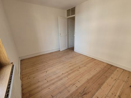 Location Maison 4 pièces 97m² CROIX 59170 - Photo 5