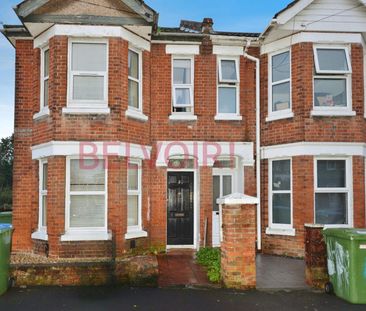 Semi-detached house to rent on - Photo 2