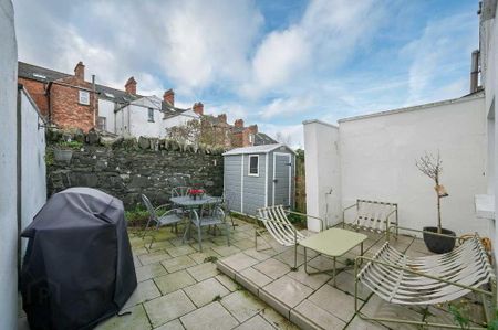 85 Downshire Road, Holywood, BT18 9LY - Photo 3