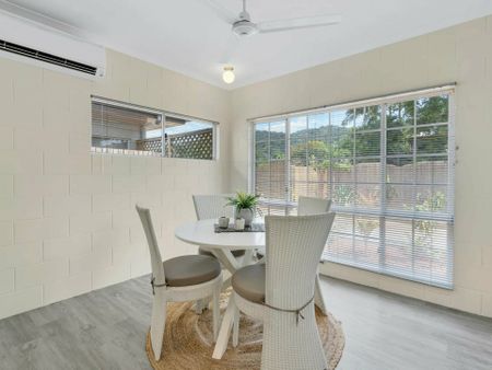 RARE TRIPLEX IN A GREAT LOCATION - Photo 3