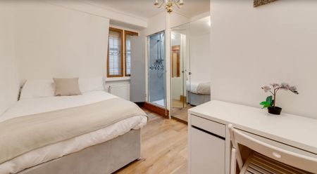 Cockspur Street, London - Photo 5