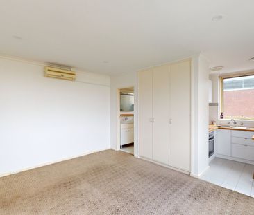 Perfectly Located! - Photo 4