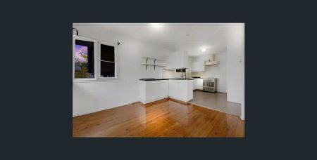 “Charming Leichhardt Home” - Photo 2