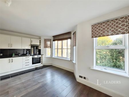 1 bedroom apartment to rent Eaton Gardens, Hove, East Sussex, BN3 - Photo 4