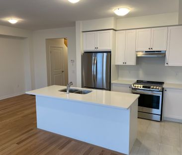 For Lease - 70 Freedom Crescent, Hamilton, Ontario - Photo 5