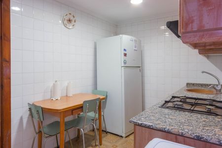 Flat for rent - Photo 2