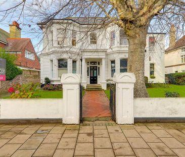 2 bedroom apartment to rent - Photo 6