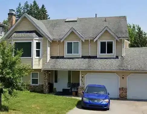 **Spacious Two-Level Duplex in Prime Langley Location!** | 6810 197B Street, Langley - Photo 1