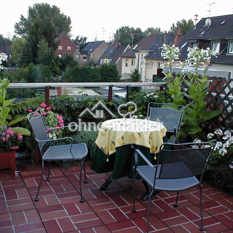 Hürth 2 Zimmer, Küche, Diele, Bad mit großer Dachterrasse - Foto 1