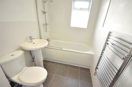 48 Park Road, Eccles, Salford, Manchester City Centre, M6 8JR - Photo 4