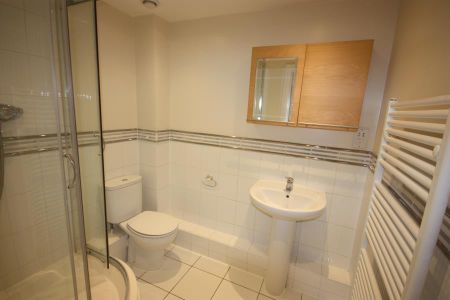 Primrose Court, Guildford, Surrey, GU4 - Photo 2