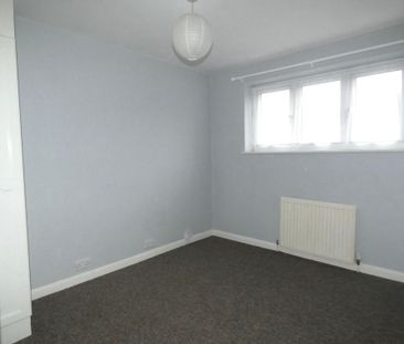 2 bedroom detached house to rent - Photo 3