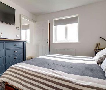 Bishops Cleeve, GL52 - Photo 6