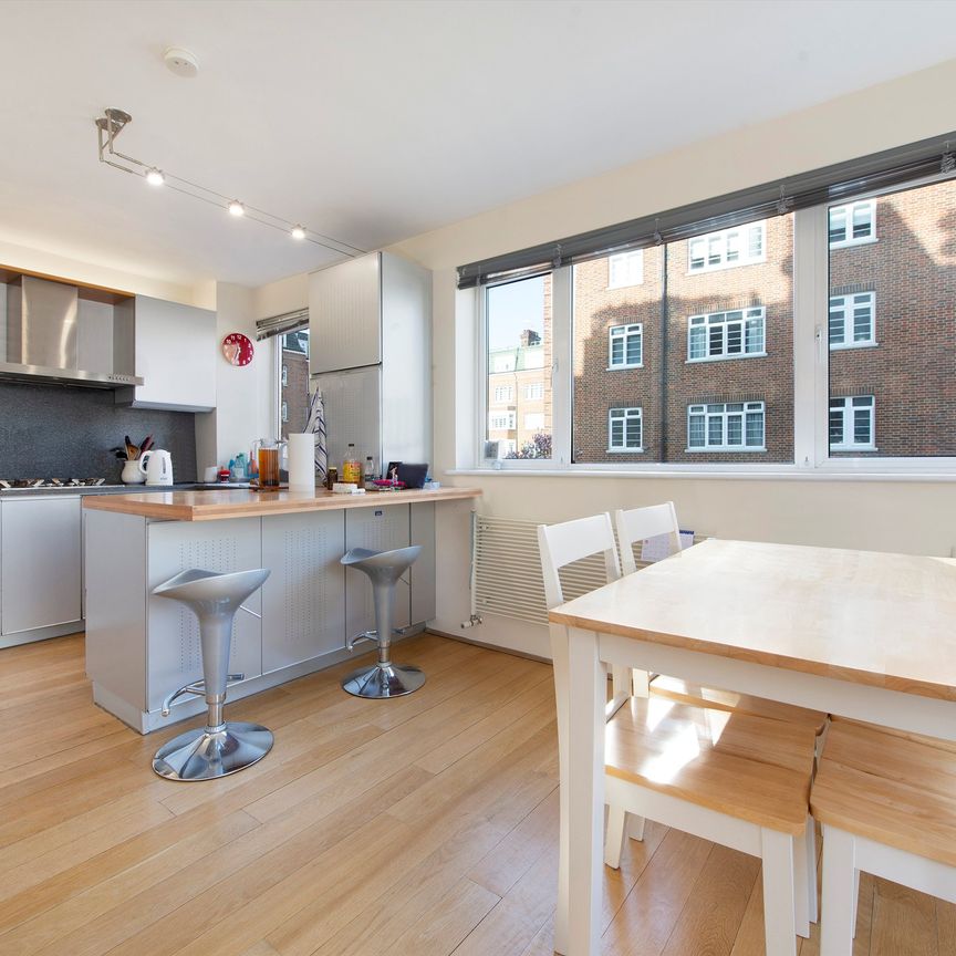 Lee Court, London, W8, London - Photo 1