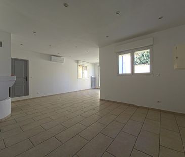 Location Maison 4 pièces 82m² MARSEILLE 11ème - Photo 2