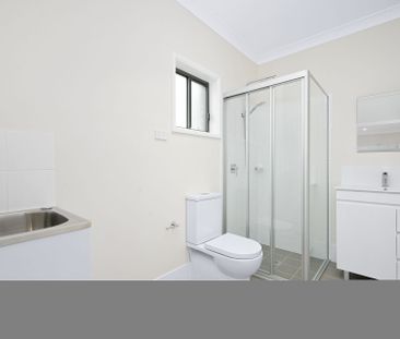 21A Elizabeth Crescent, Kingswood - Photo 3