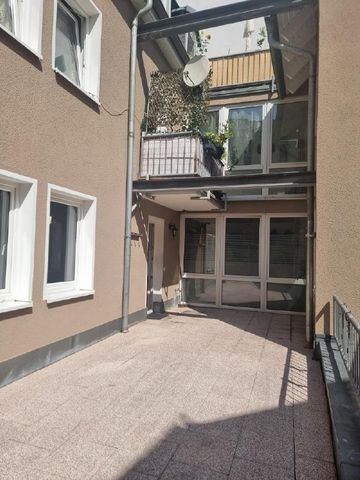 Zweiraumwohnung mit großer Terrasse im Stadtzentrum - Photo 4