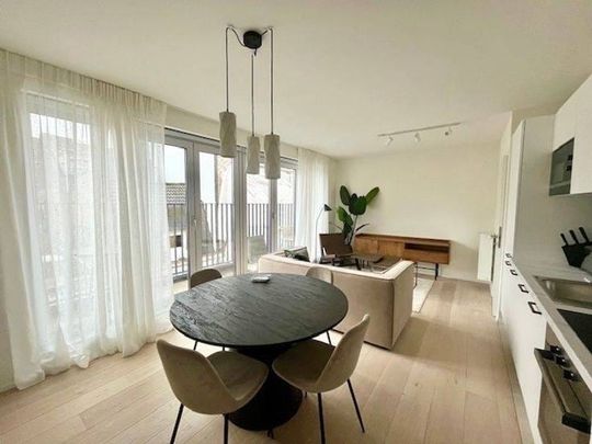 Appartement te huur - Photo 1