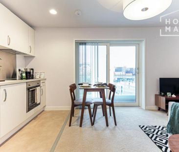 Studio to rent - Photo 1