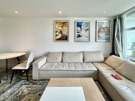 Queenstown Road, London - Photo 2