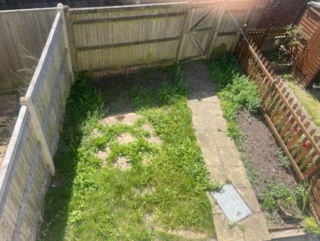 Hailsham Road, Polegate - Photo 3