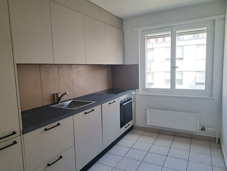 APPARTEMENT 2.5 PIECES 56 M2 AVEC BALCON ET ASCENSEUR - Photo 4