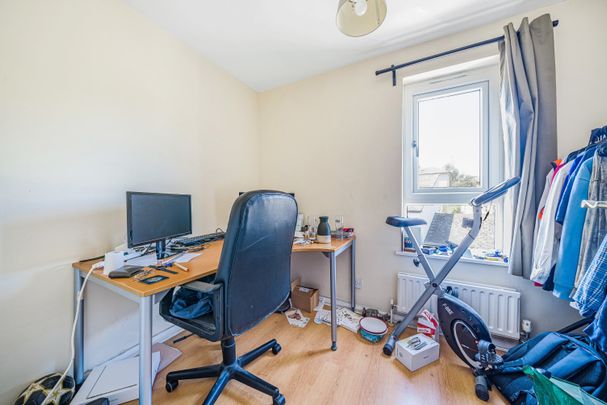 Terraced House to rent - Sisulu Place, London, SW9 - Photo 1