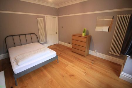 4 bedroom terraced house to rent - Photo 3