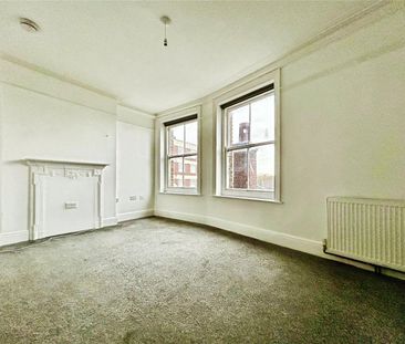 3 bedroom apartment to rent Brighton Road, Worthing, West Sussex, BN11 - Photo 3