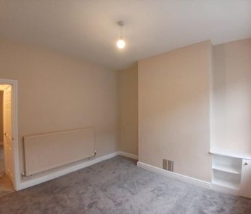 2 bedroom house to rent - Photo 2