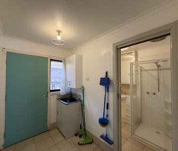 3 BEDROOM FAMILY HOME IN CLARINDA - Photo 6